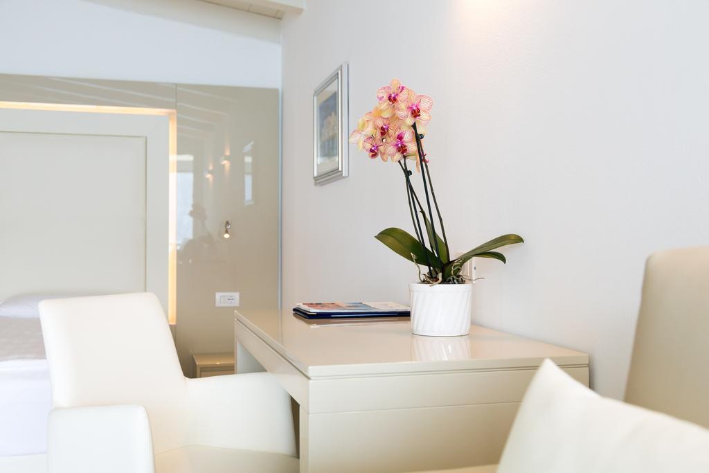 Hotel Vega 3*