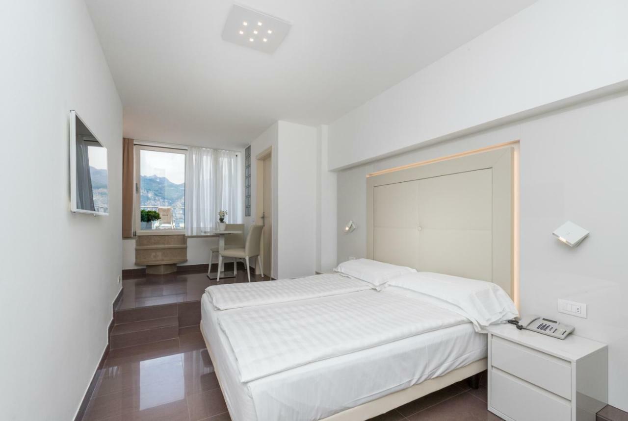 Hotel Vega 3*